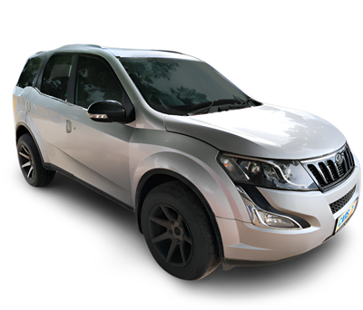 Mahindra XUV500-img